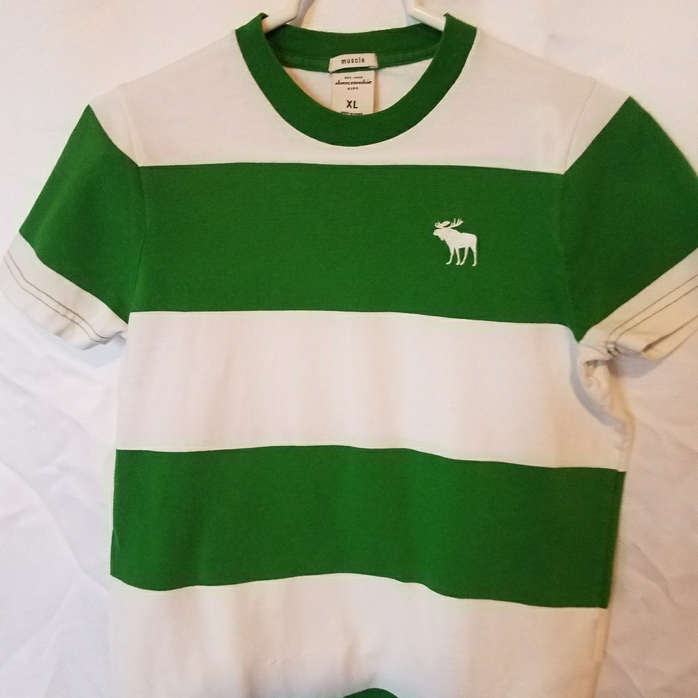 Abercrombie Kids T shirt